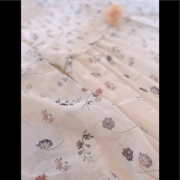 Wilfred Tempest Midi Dress
Spring Medley Off-Wht - Picture 13 of 16